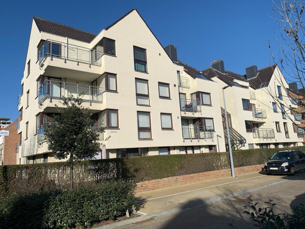 Top Appartement Met Garage "Au Franelle" Ostend Luaran gambar